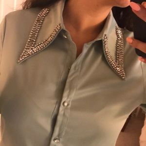 Beautiful collar top